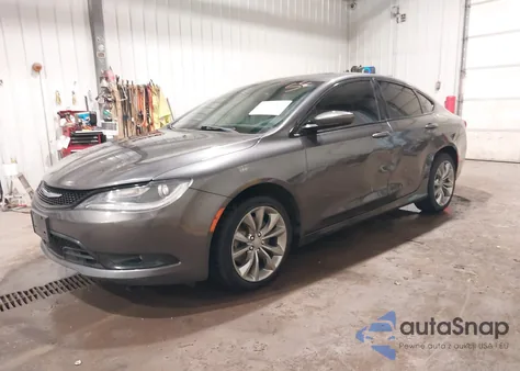 2015 Chrysler 200 S z USA, uszkodzony, nr VIN 1C3CCCDG0FN718113